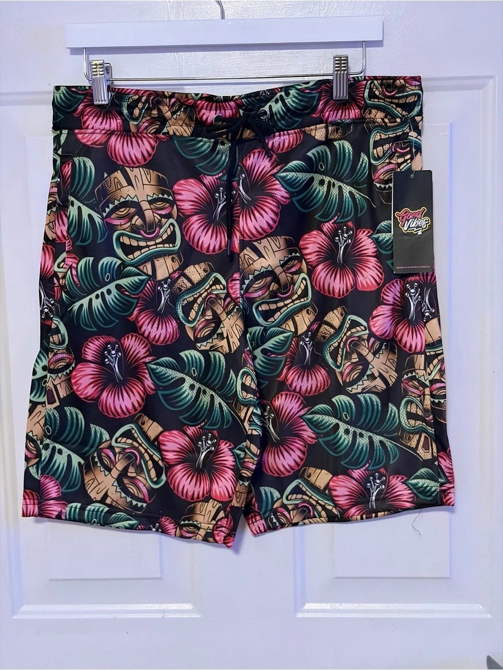 Good Vibes Floral Swim Trunks in Black & Pink Size Medium NWT